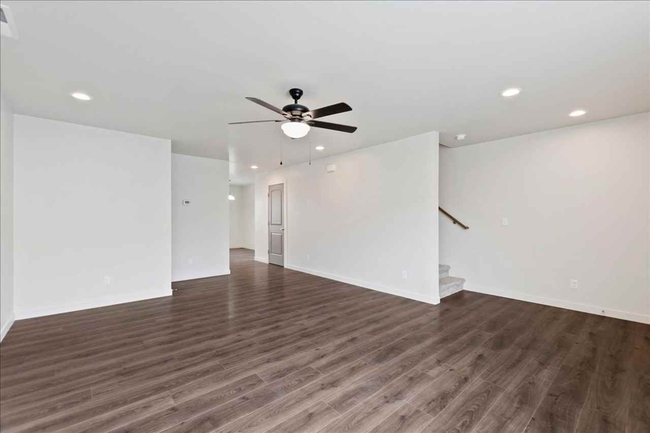Ravenna Lane Apartments - Photo 6 of 16