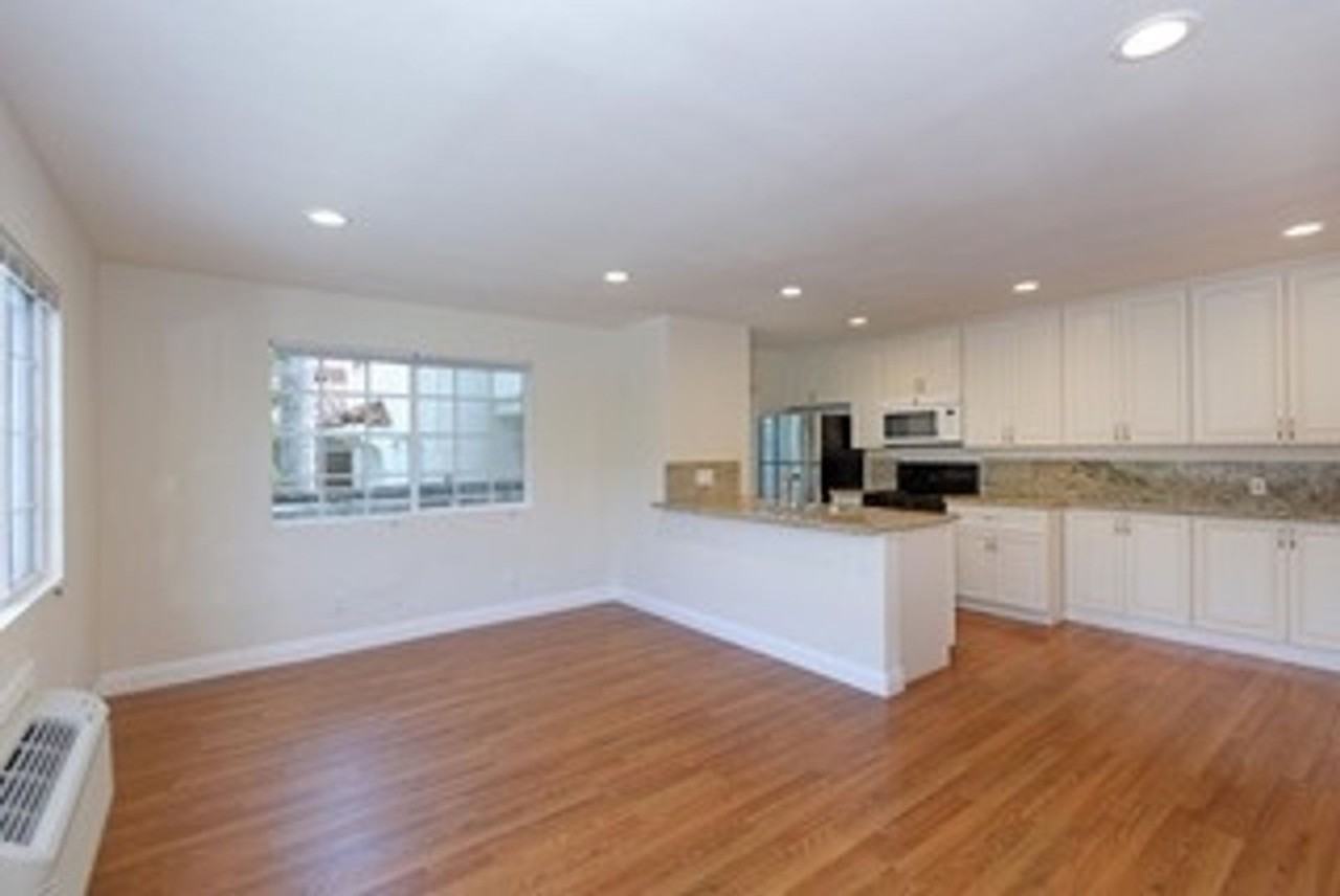 7517 Herschel Ave - Photo 4 of 22