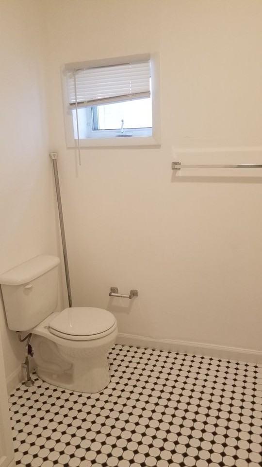 334 W. Manheim St. - Photo 3 of 19