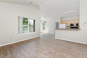 featured image of 121 N Avenger Ln
