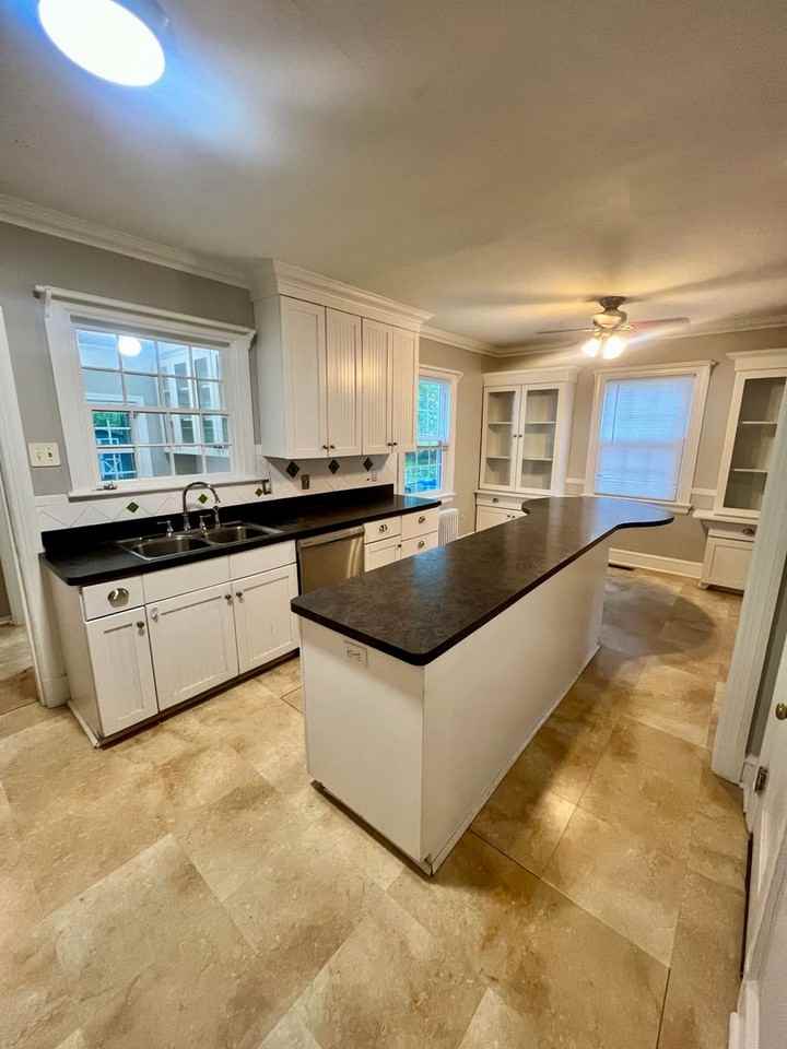 524 Granite Ave - Photo 3 of 28