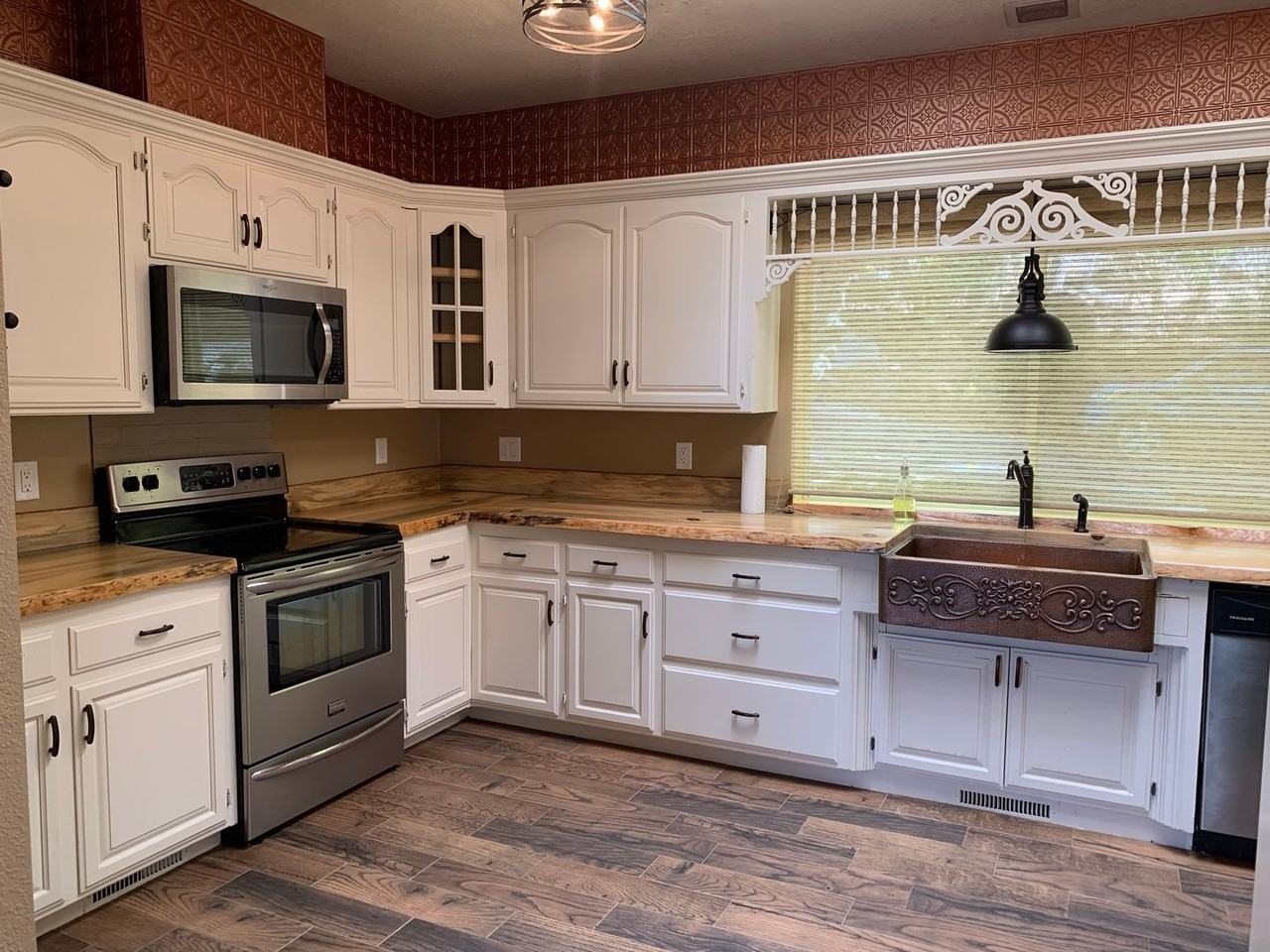 13630 Joshua Way - Photo 5 of 10