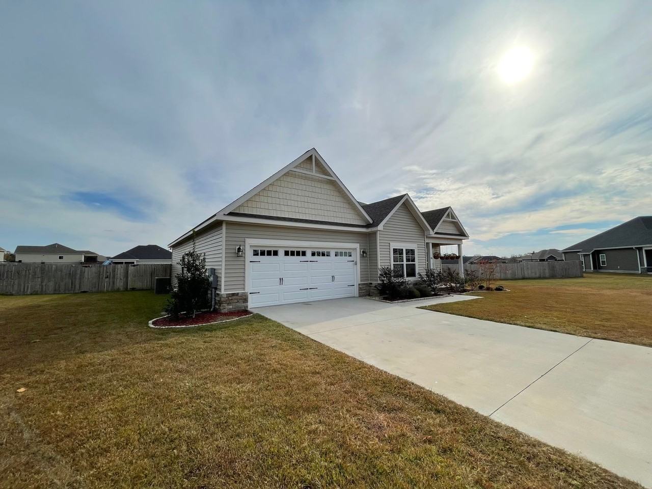 90 Mayberry Way - Photo 2 of 23