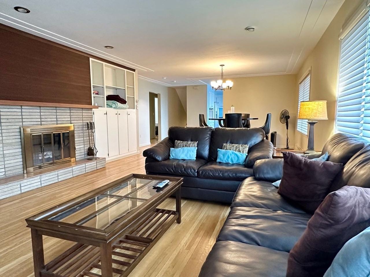 1321 E Skyline Pkwy - Photo 3 of 34