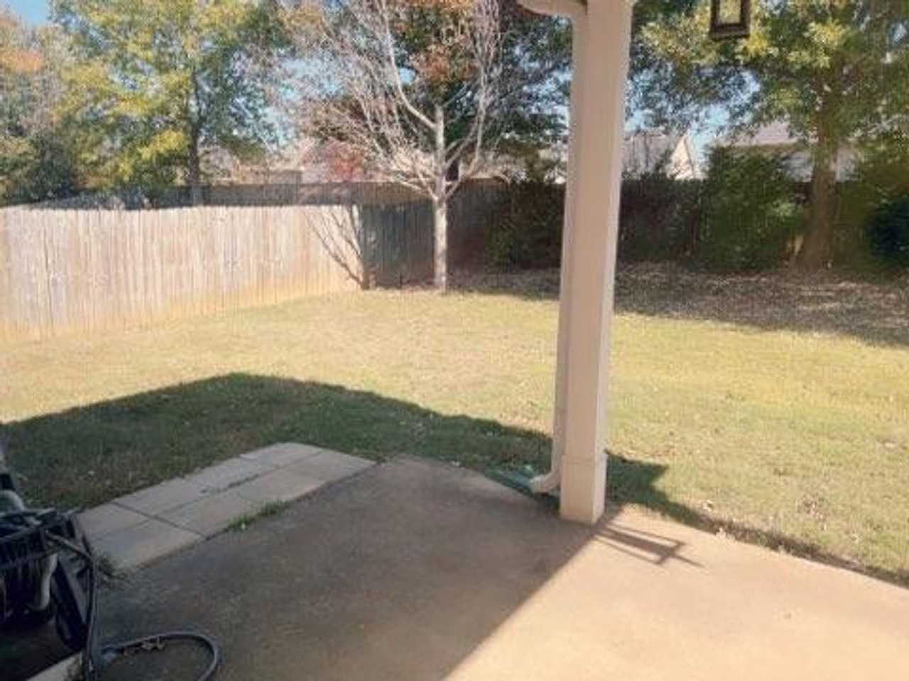 26 Timber Ln - Photo 3 of 21