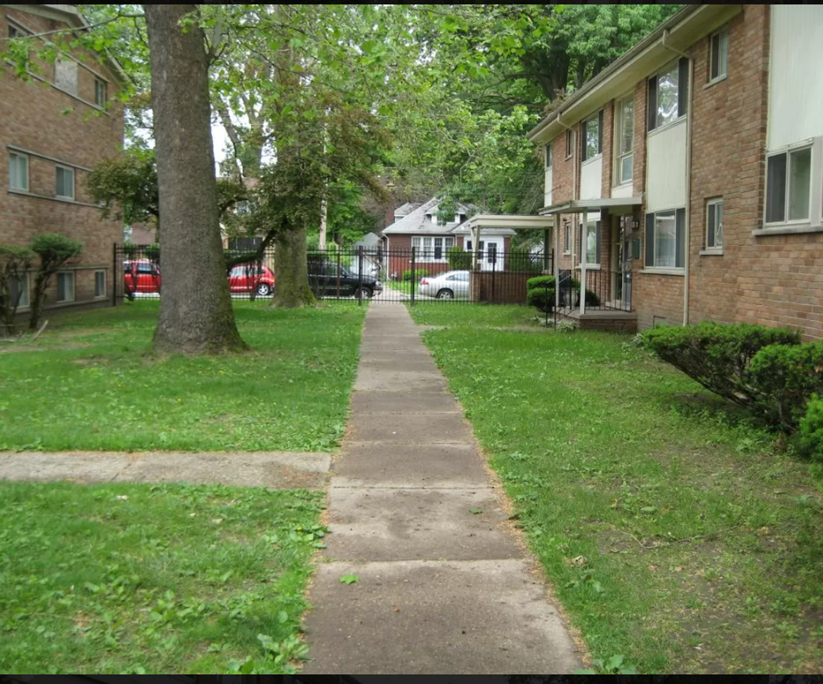 17286 Bentler St - Photo 2 of 17