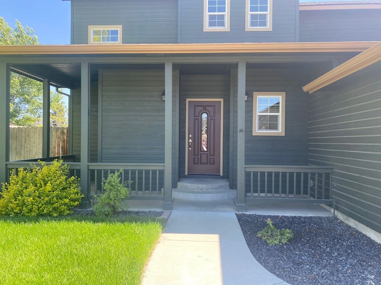 2001 W Garden Ave - Photo 2 of 21