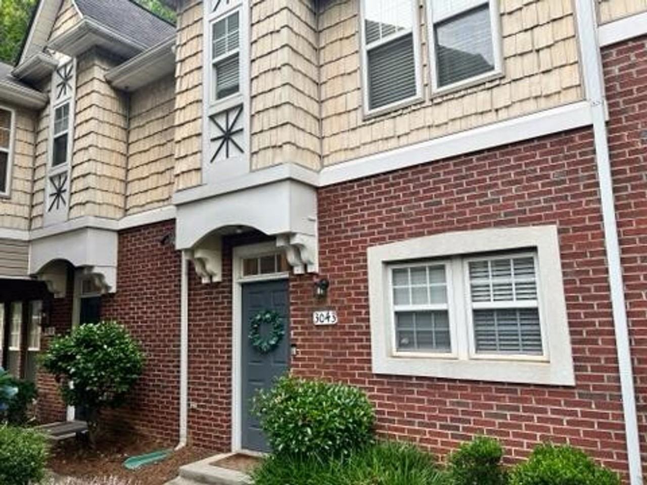 3043 Uxbridge Woods Ct - Photo 2 of 25
