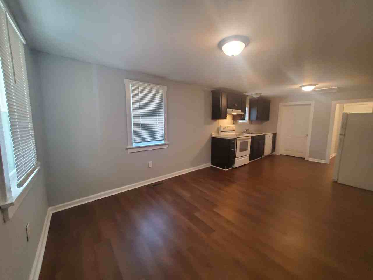 1517 Pierce St - Photo 2 of 18