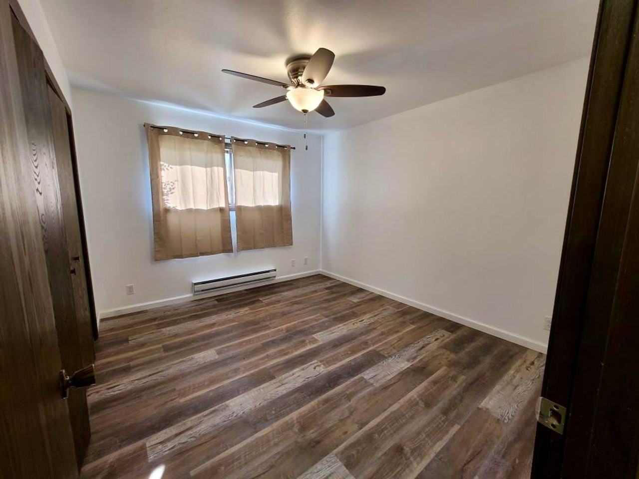 All one level, private entry units! - Photo 7 of 8