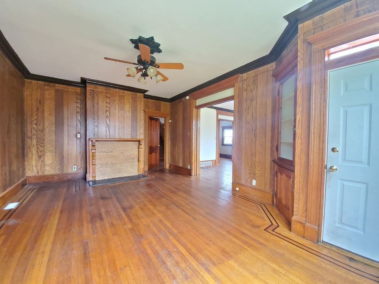 30 S Giles St - Photo 2 of 46