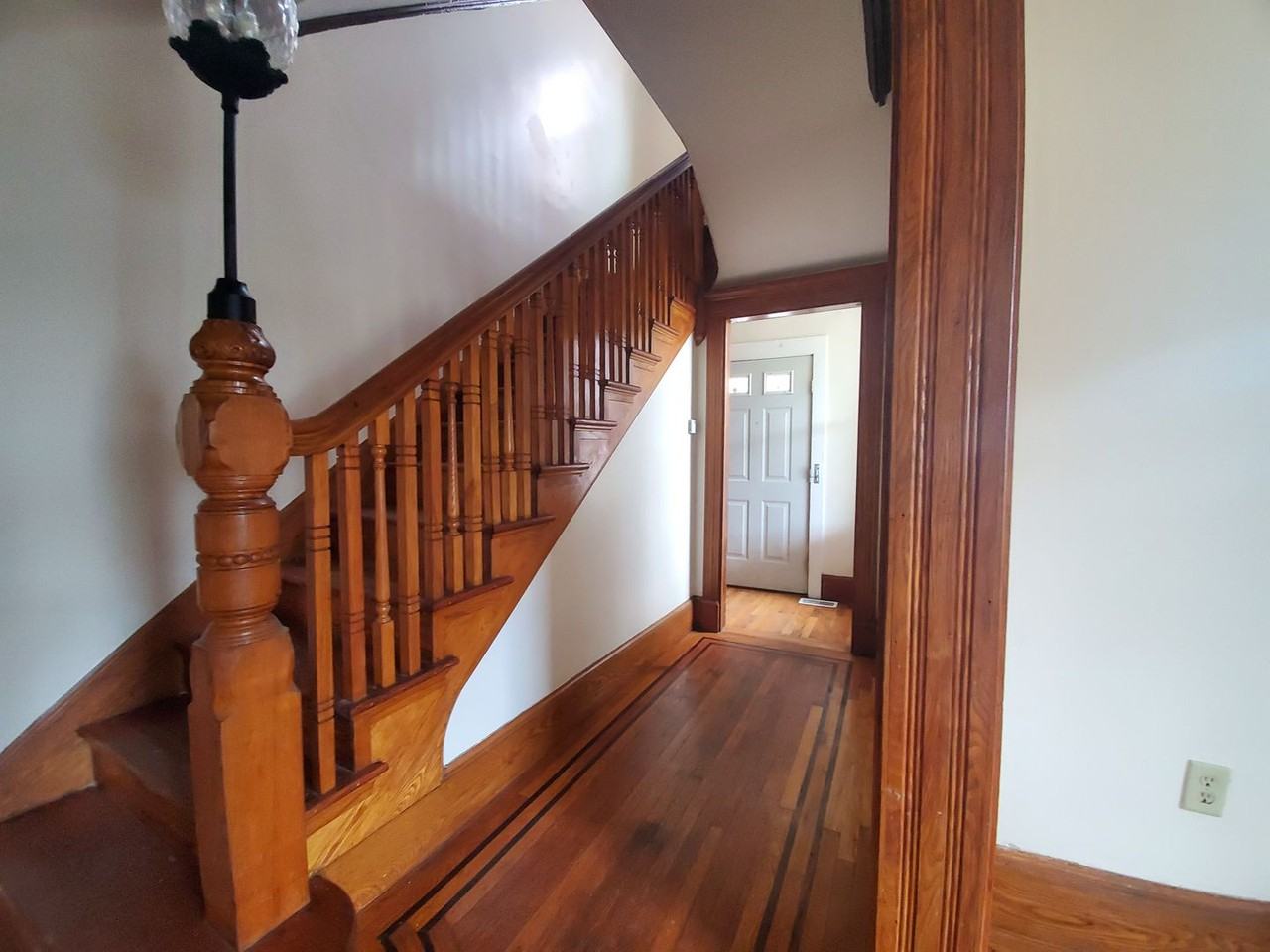 30 S Giles St - Photo 3 of 46