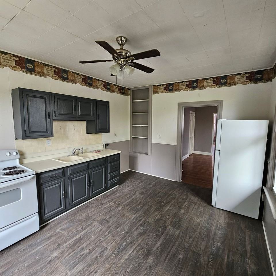 342-344 N. Mulberry Street - Photo 2 of 18