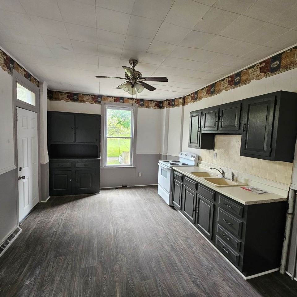 342-344 N. Mulberry Street - Photo 3 of 18