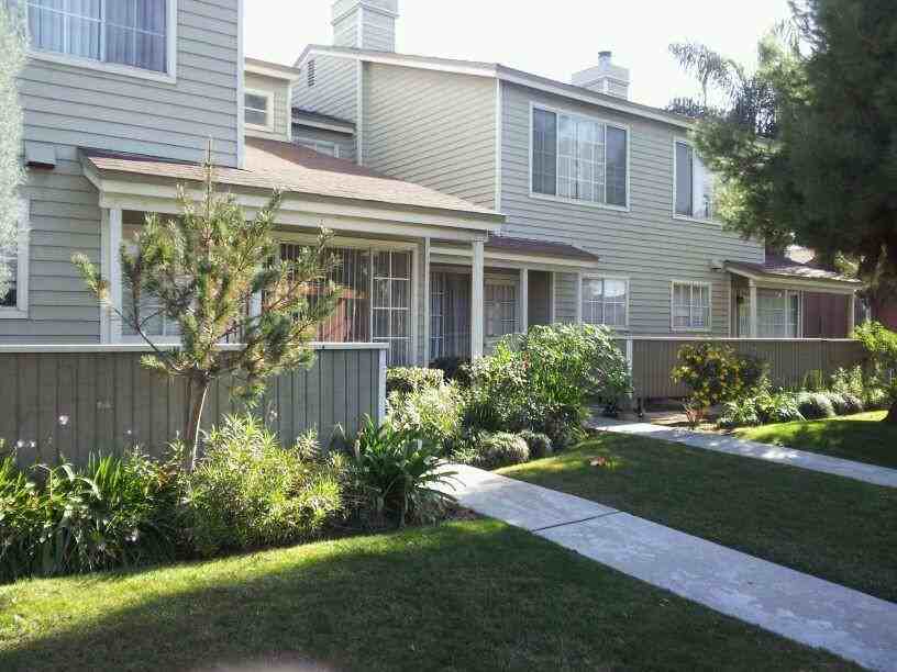 Heathergreen Townhomes - Photo 4 of 5