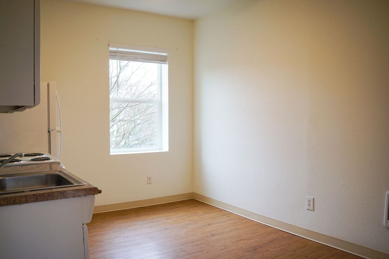 2044 N Kilpatrick St #315 - Photo 5 of 11