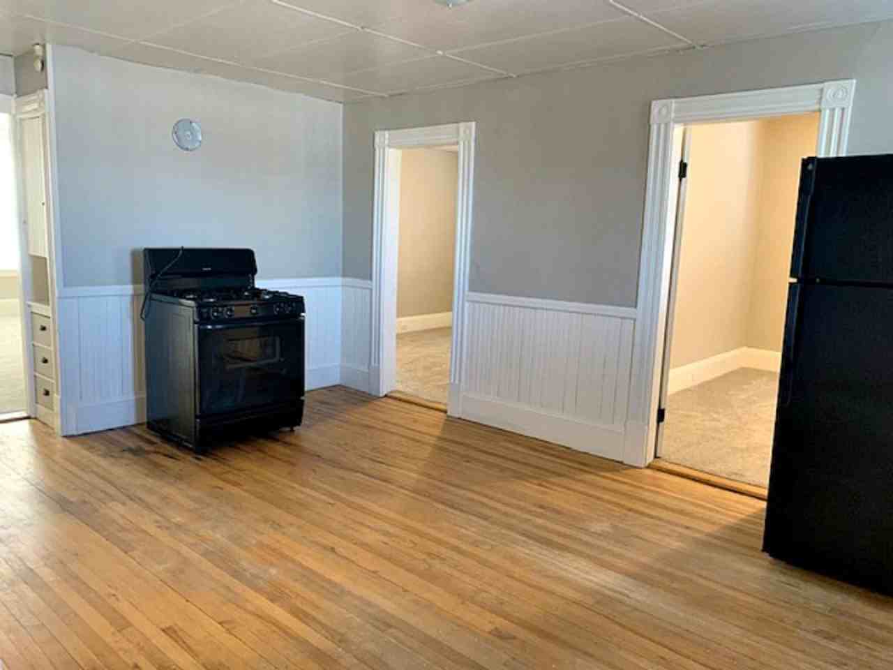 230-234 Wilson - Photo 3 of 7