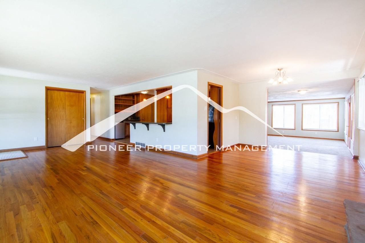 6110 W 30th Ave - Photo 3 of 14