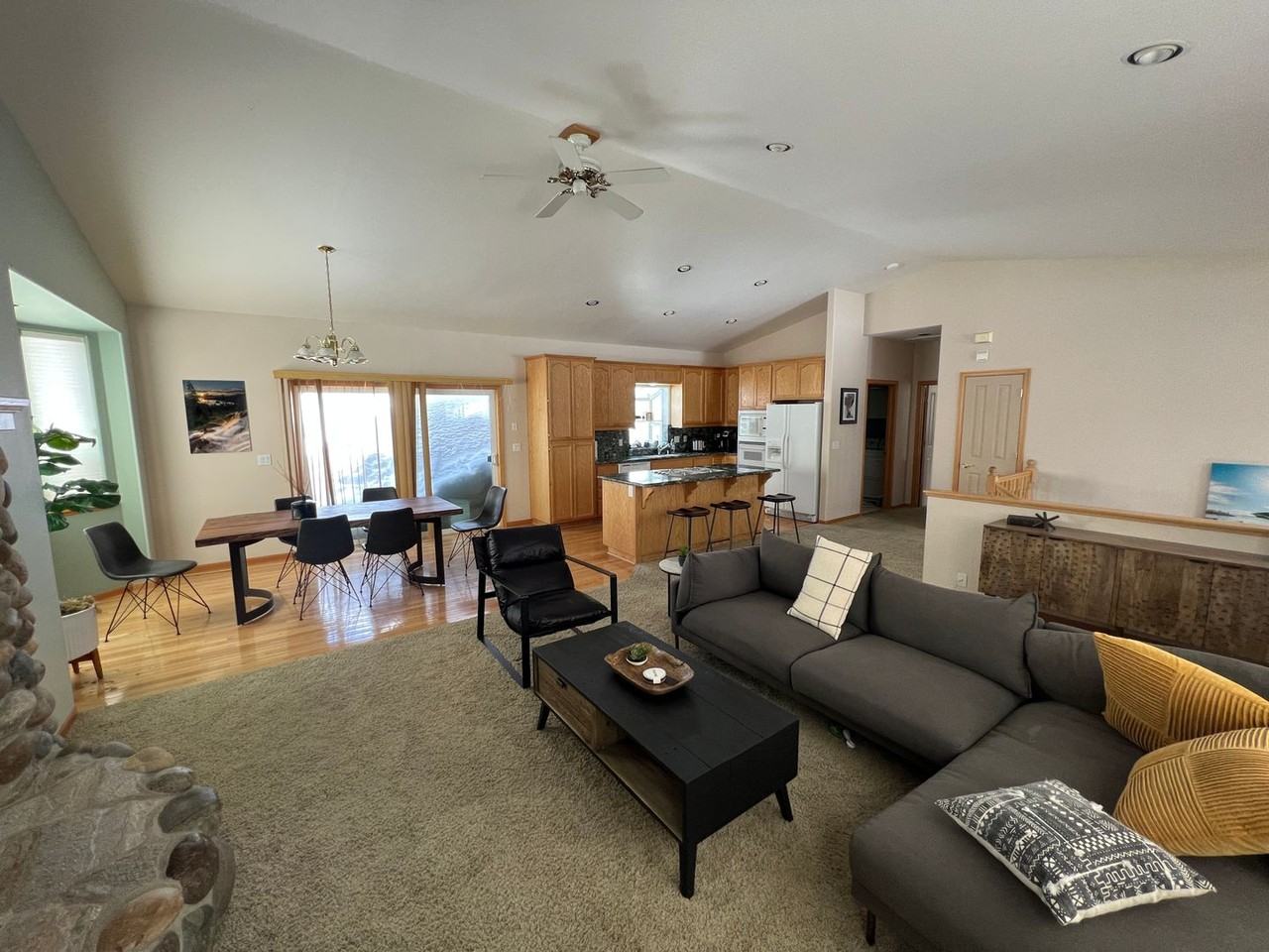 1327 Mount Olympia Cir - Photo 3 of 24