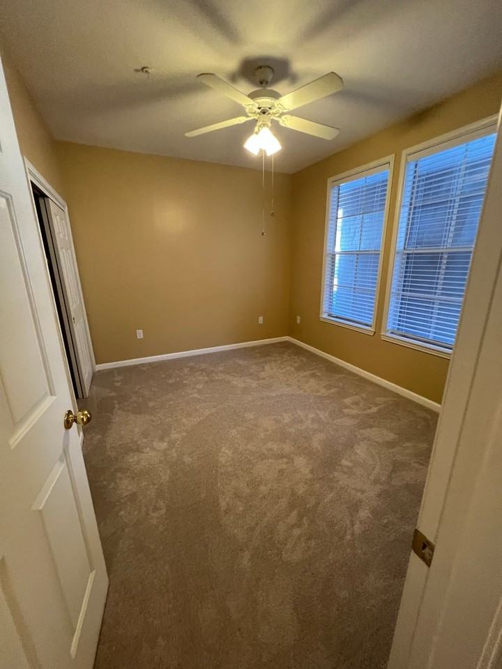 503 Water St - Photo 7 of 19
