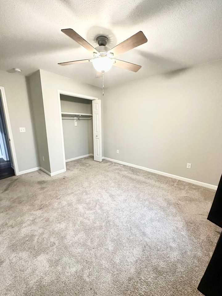 118 Nugget Trl - Photo 3 of 20