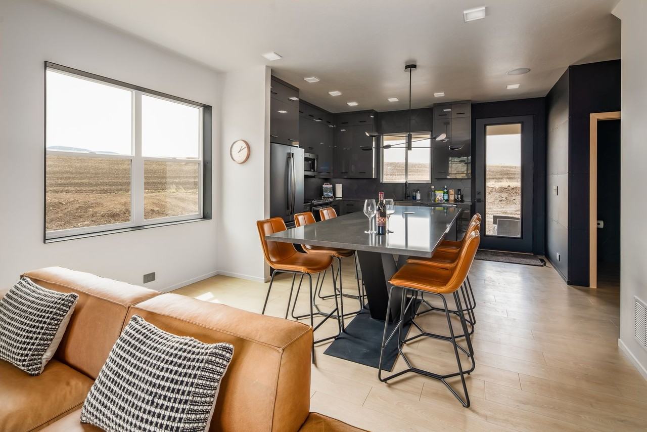 1900 Little Cottage Ln - Photo 6 of 20