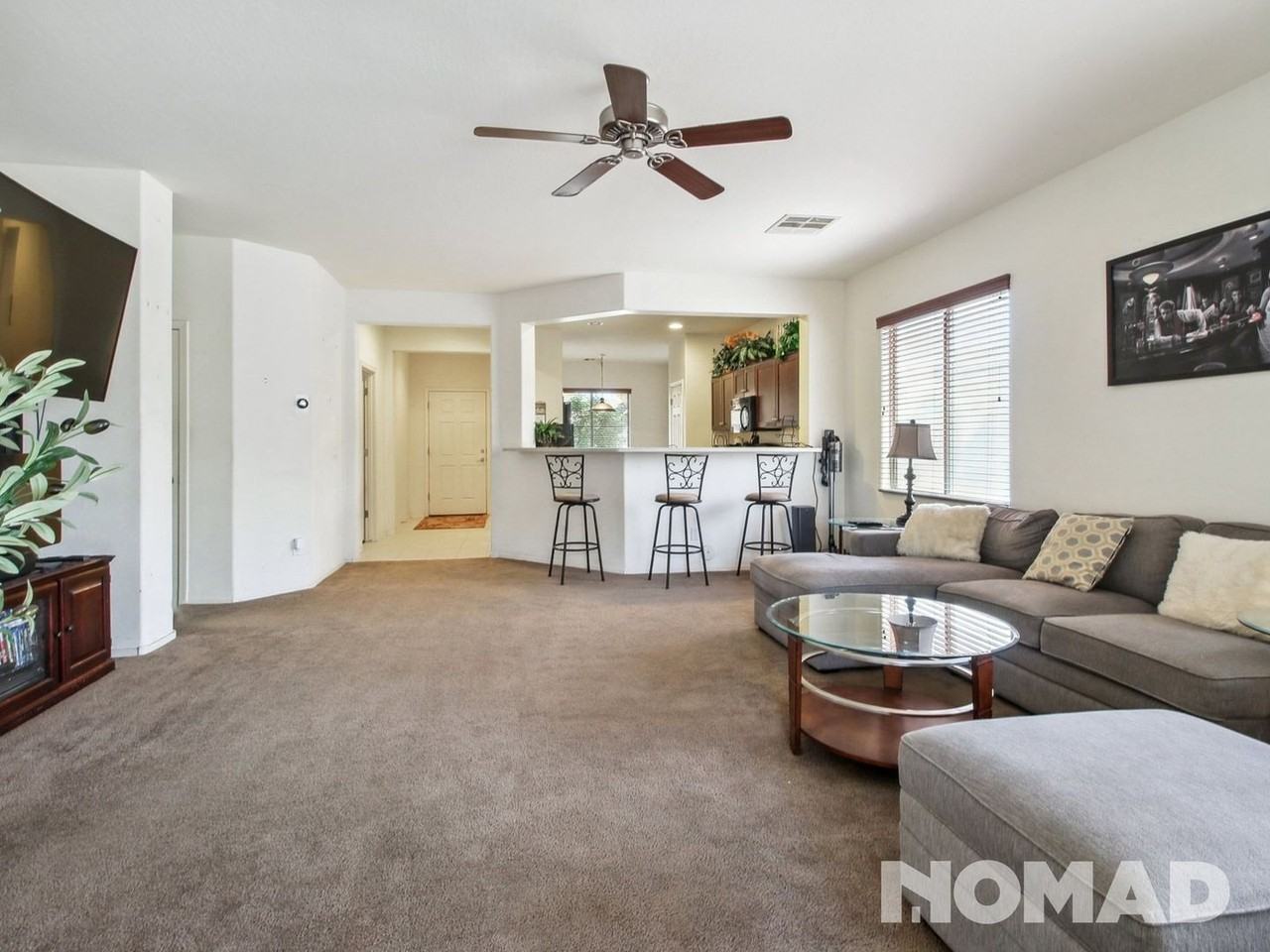 2611 W Fawn Dr - Photo 5 of 28