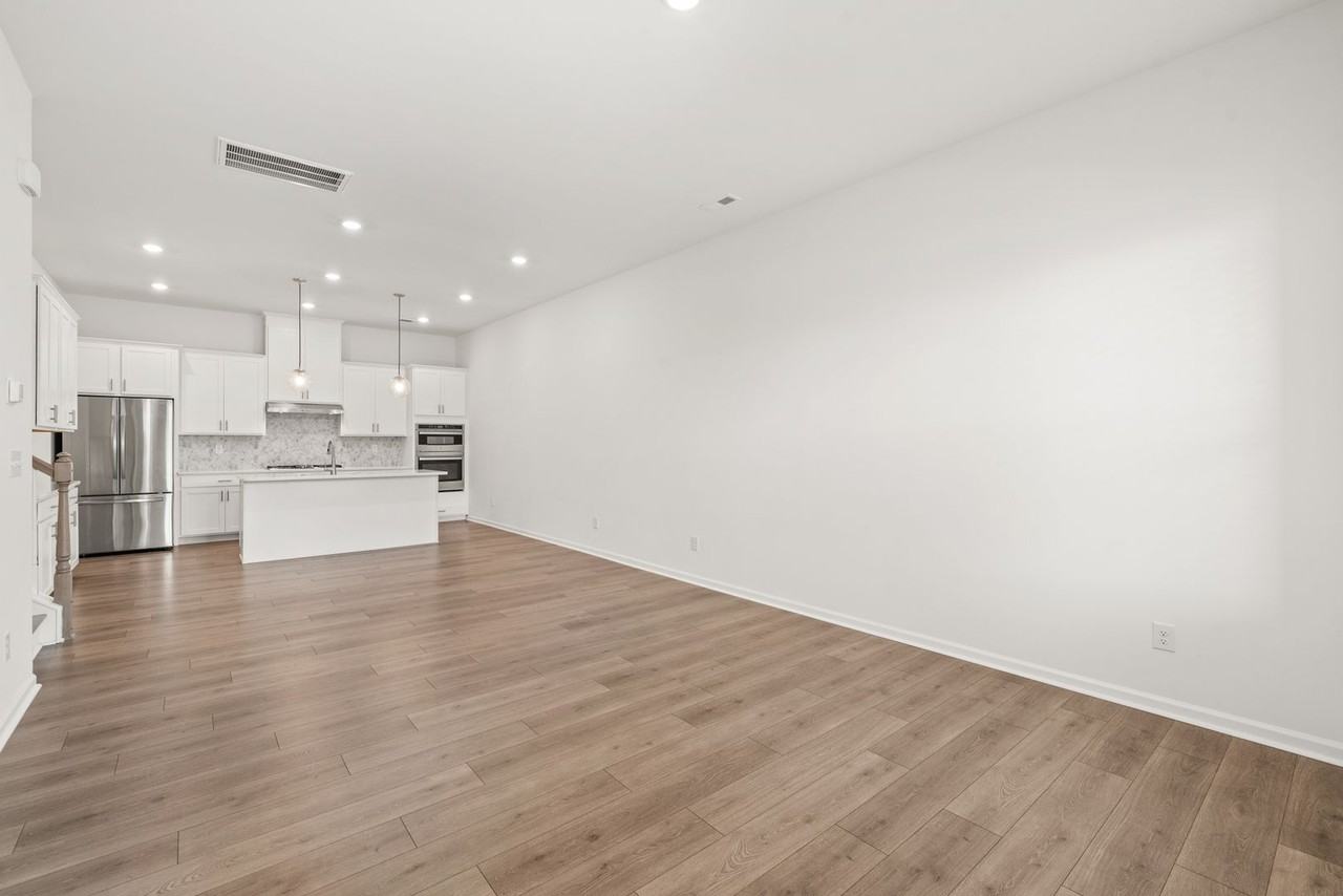 5807 5807 Clear Creek Lane - Photo 4 of 35