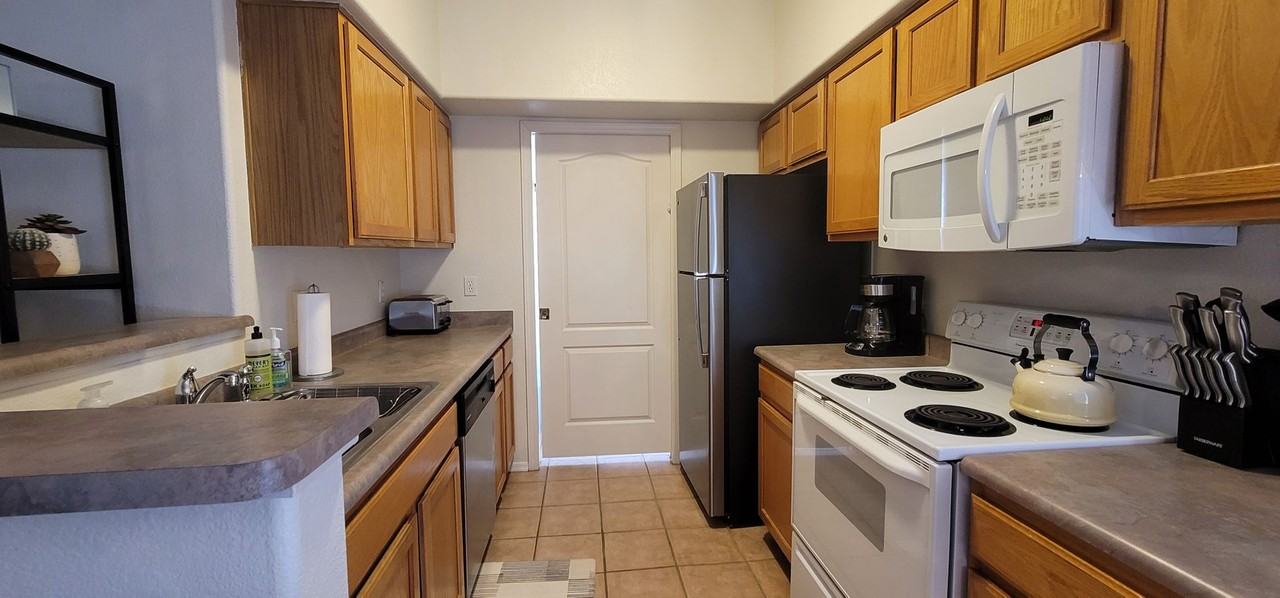 10401 N Saguaro Blvd #235 - Photo 7 of 21