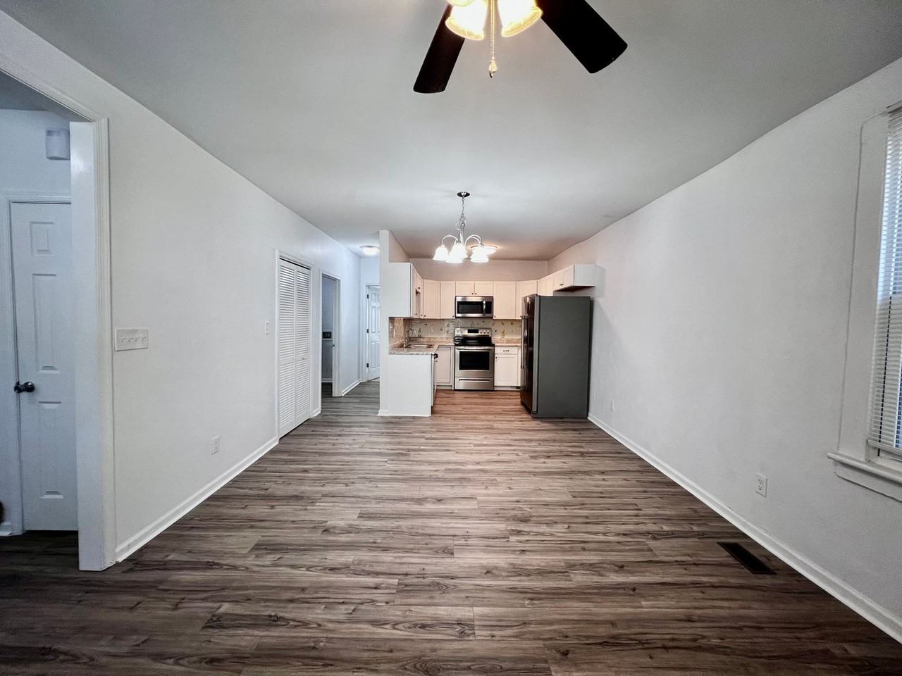 1322 18th St - Photo 5 of 26