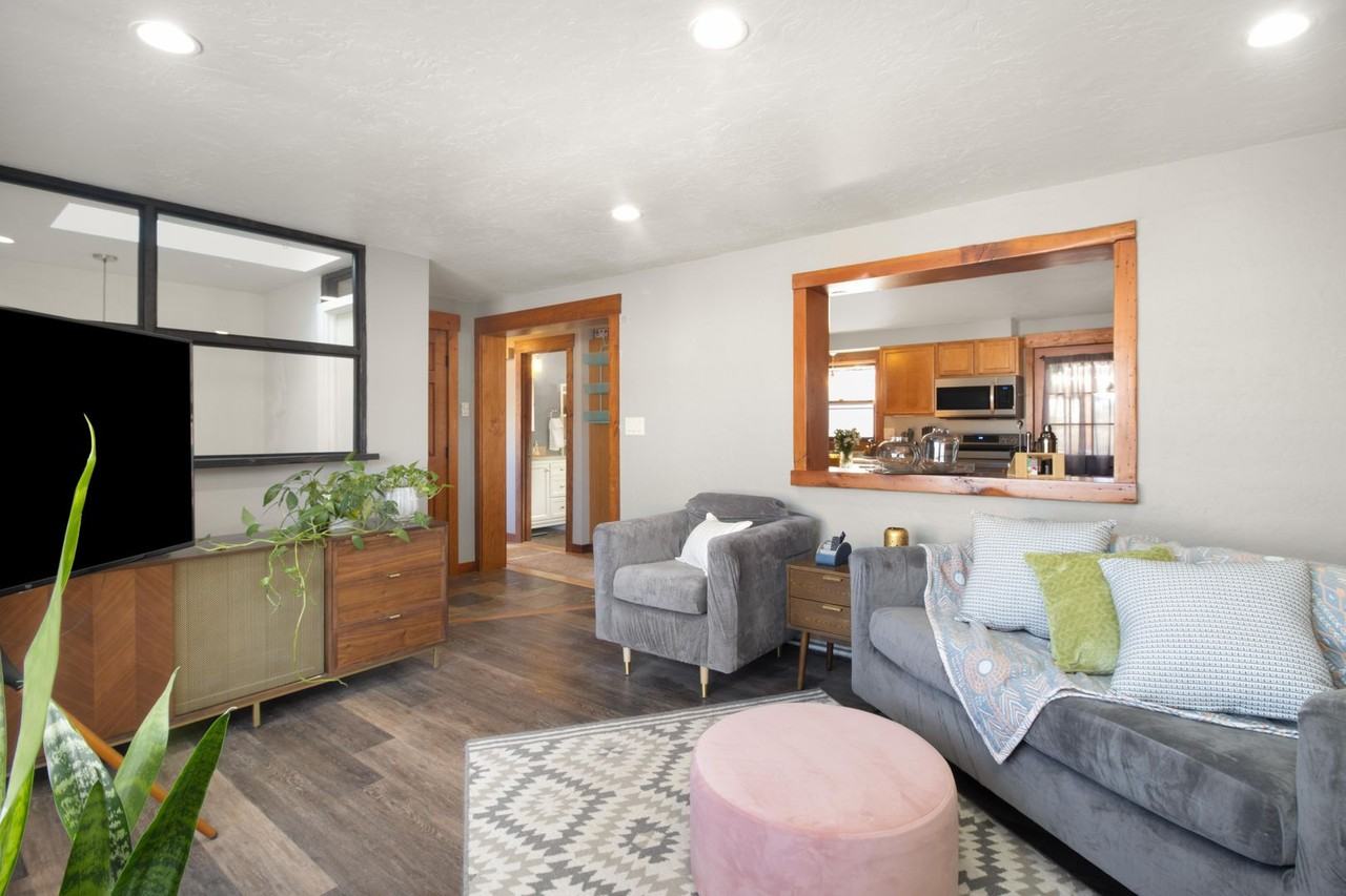 103 Grand Ave - Photo 3 of 13