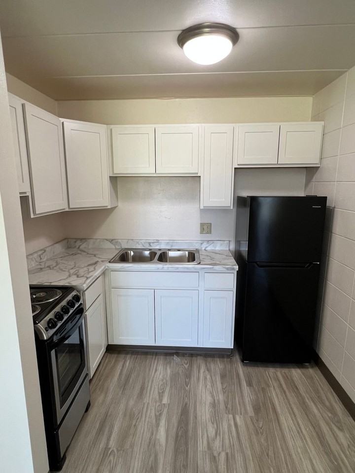3807-40th St; 4013-39th Ave; 4017-39th Ave - Photo 3 of 14