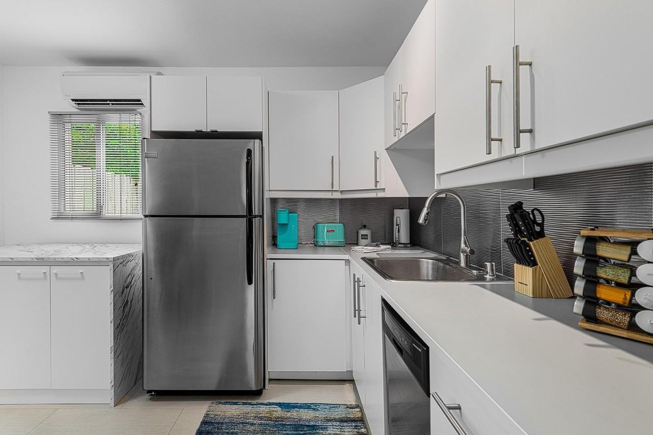 The Float - Photo 2 of 46