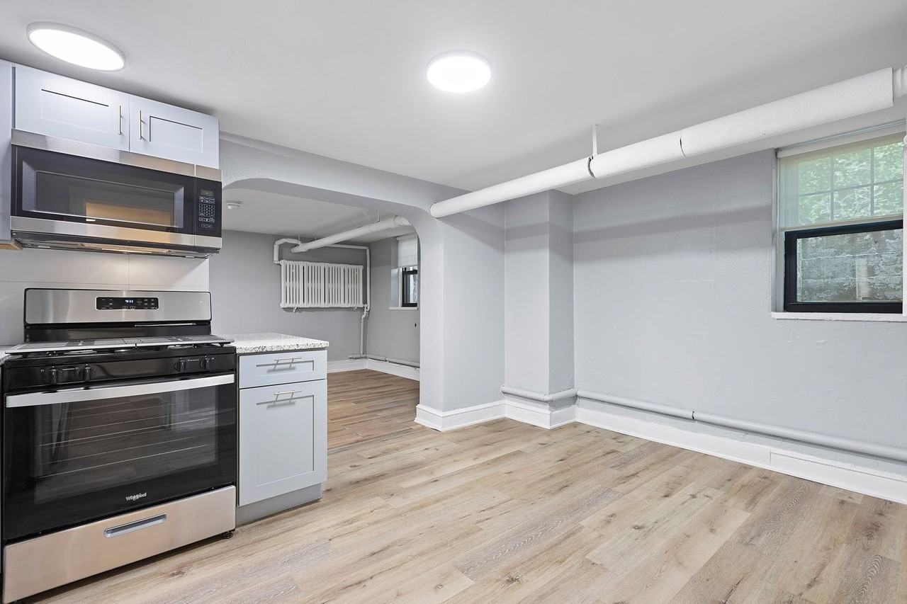 1425 North Ave - Photo 3 of 12