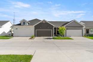1045 Nw Blake Ln - Photo 1 of 1
