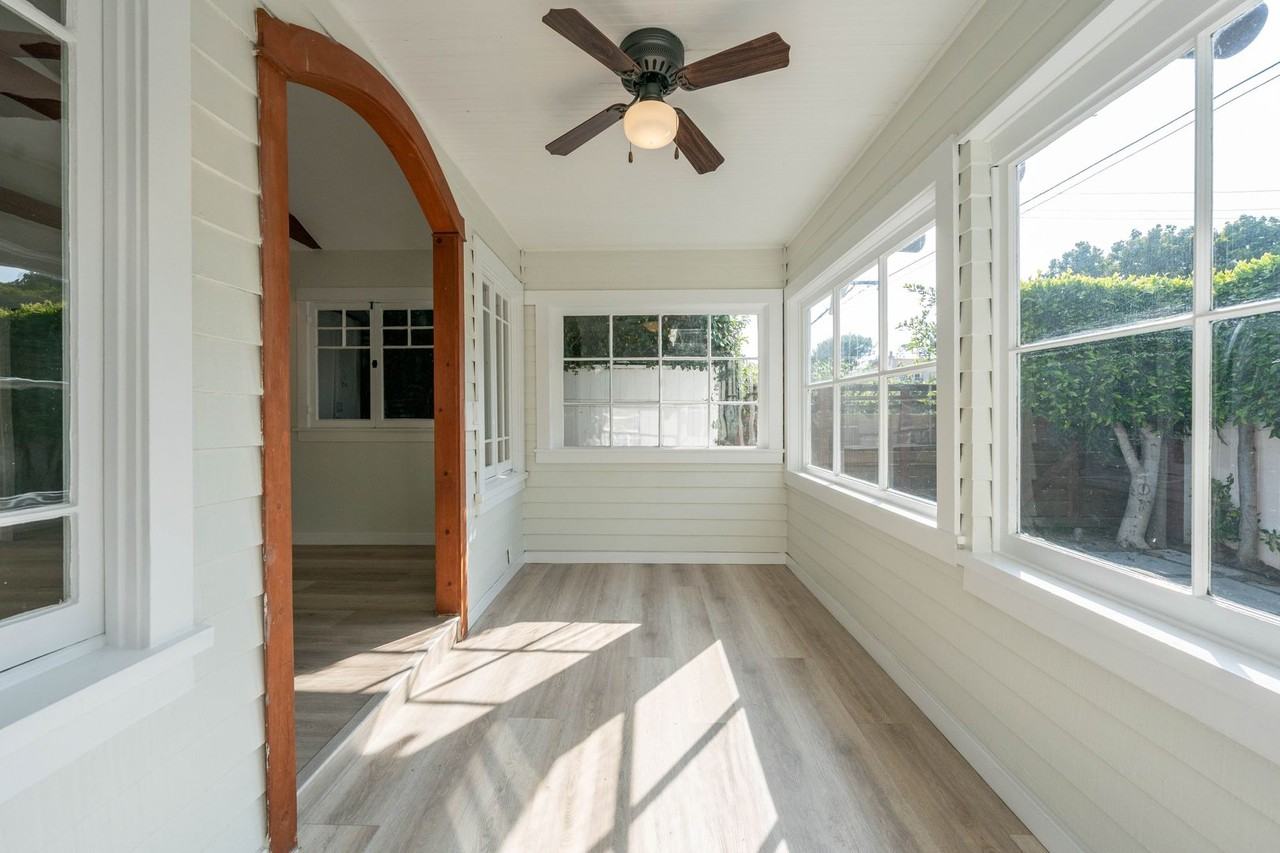 706 Marine St - Photo 2 of 19