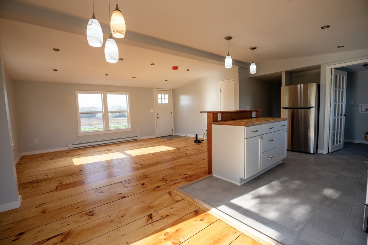 142 Locke Rd #NA - Photo 3 of 12