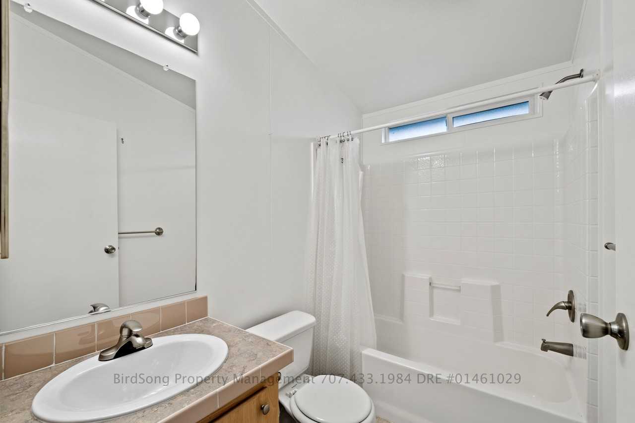 1008 Maxwell St #NA - Photo 3 of 11