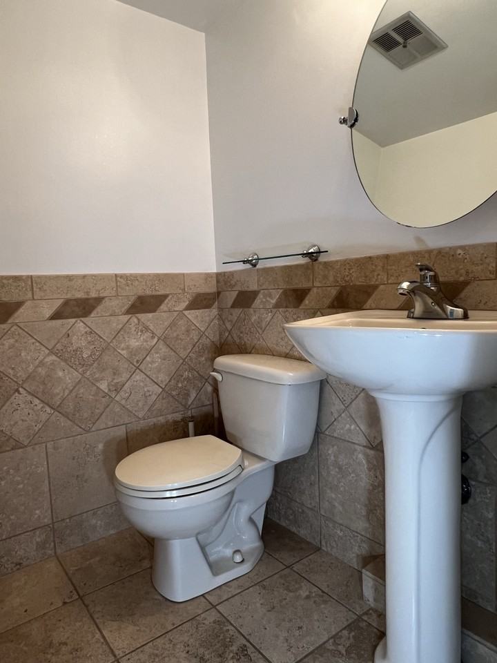 3306 Alpine Dr #NA - Photo 6 of 17