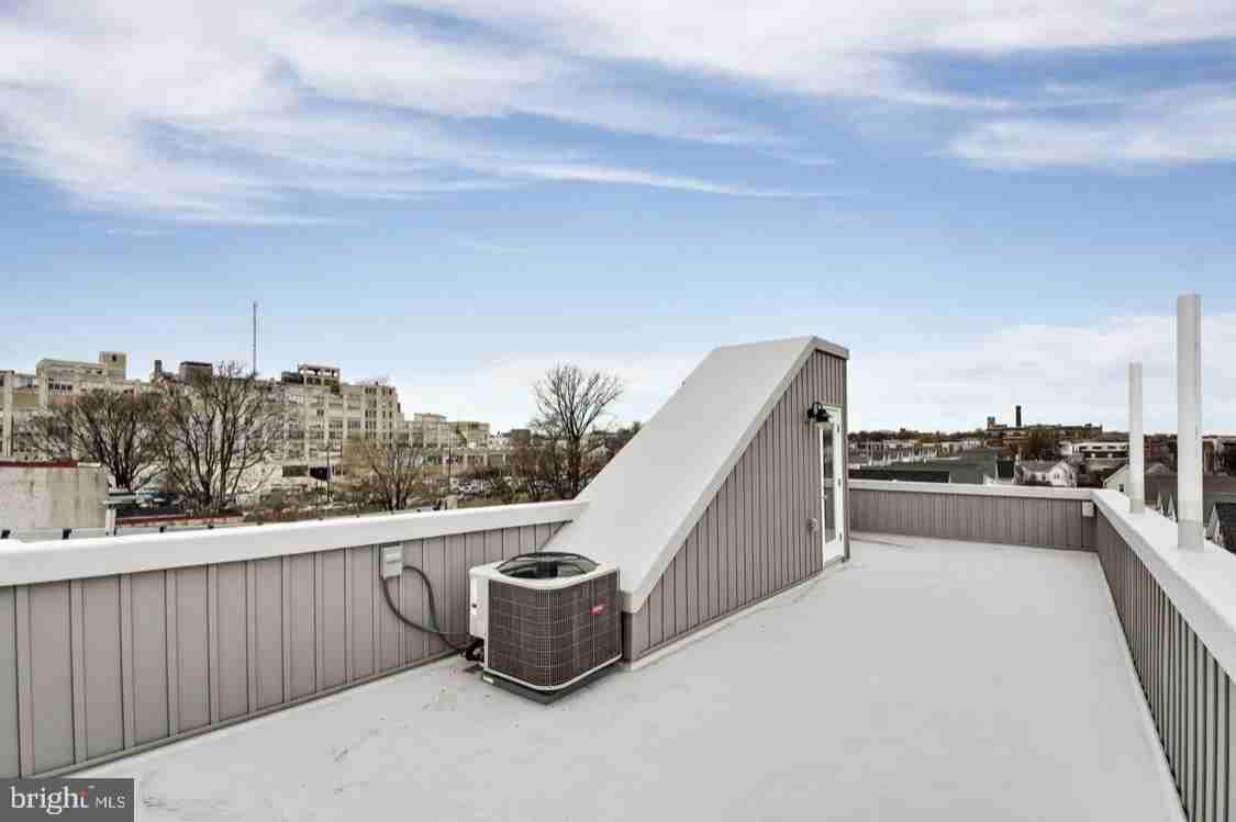 711 W Montgomery Ave #2 - Photo 3 of 21