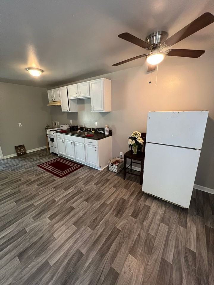 Osceola Apts - Photo 6 of 11