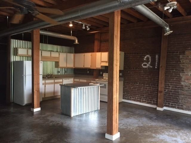 Villa Rica Lofts - Photo 4 of 18