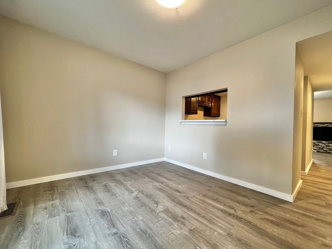 2929 Ross Dr #42 - Photo 3 of 20