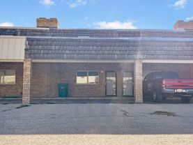 3302 N Vista Dr - Photo 1 of 1