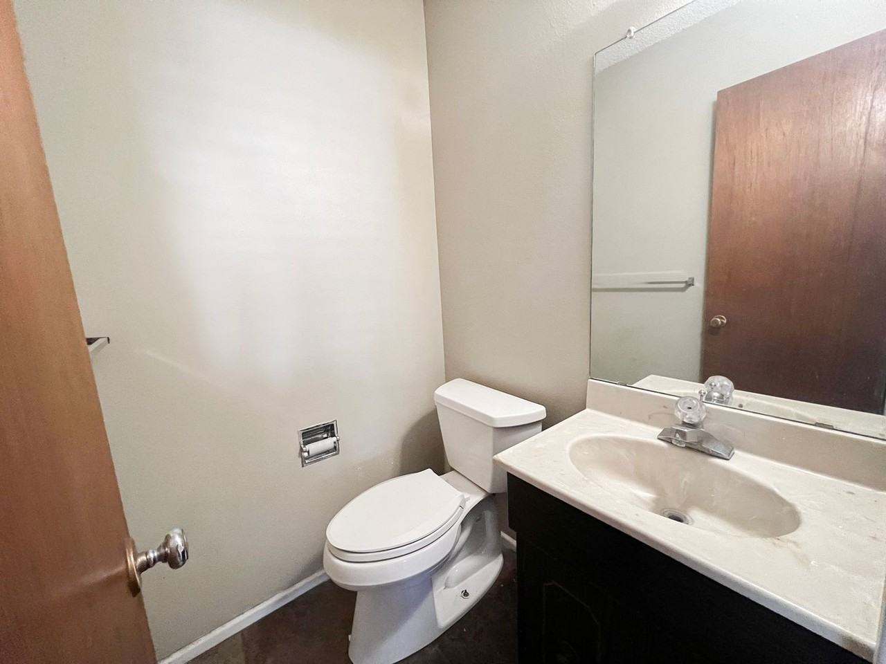 3302 N Vista Dr - Photo 4 of 7