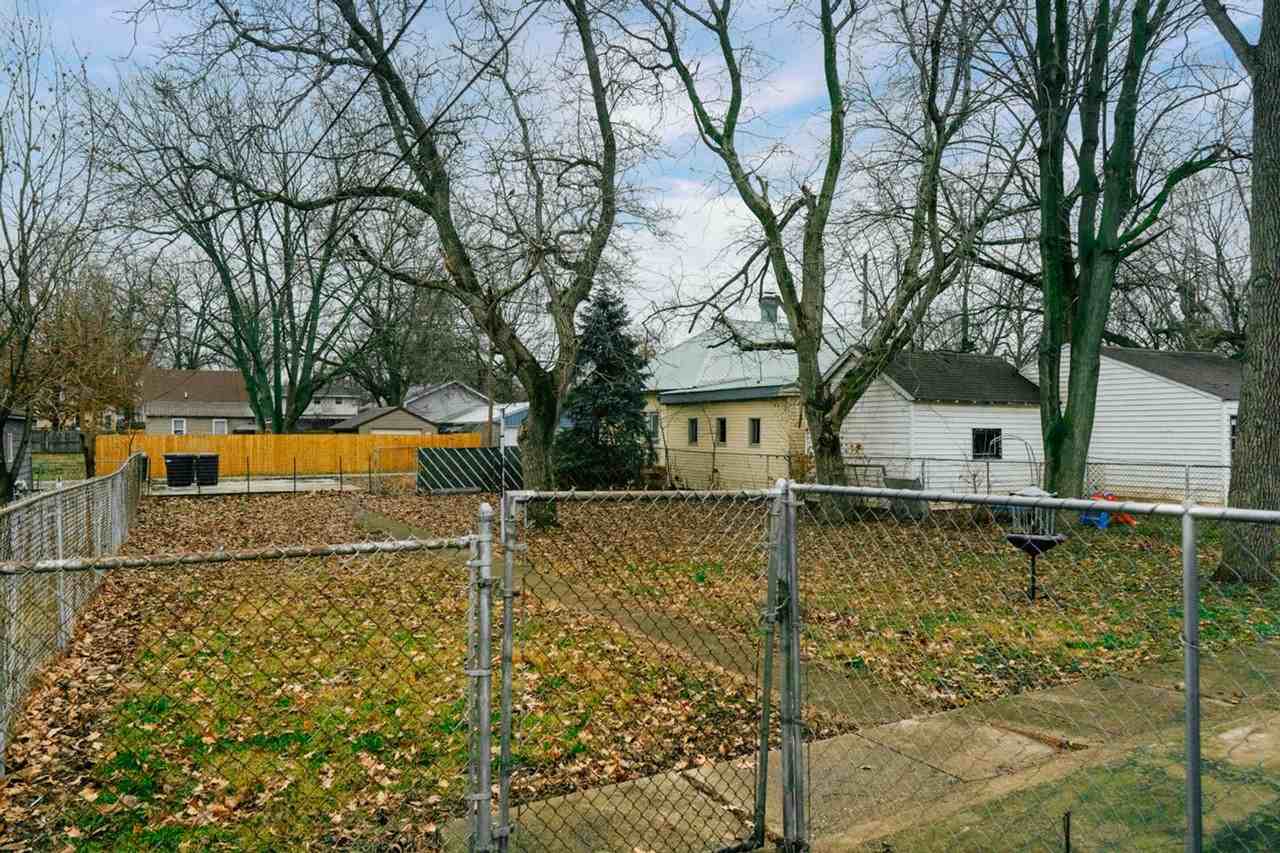 1409 N 15th St - Photo 2 of 14