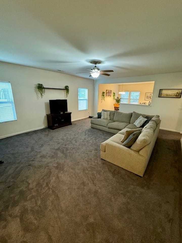 515 Smokehouse Ln - Photo 6 of 13