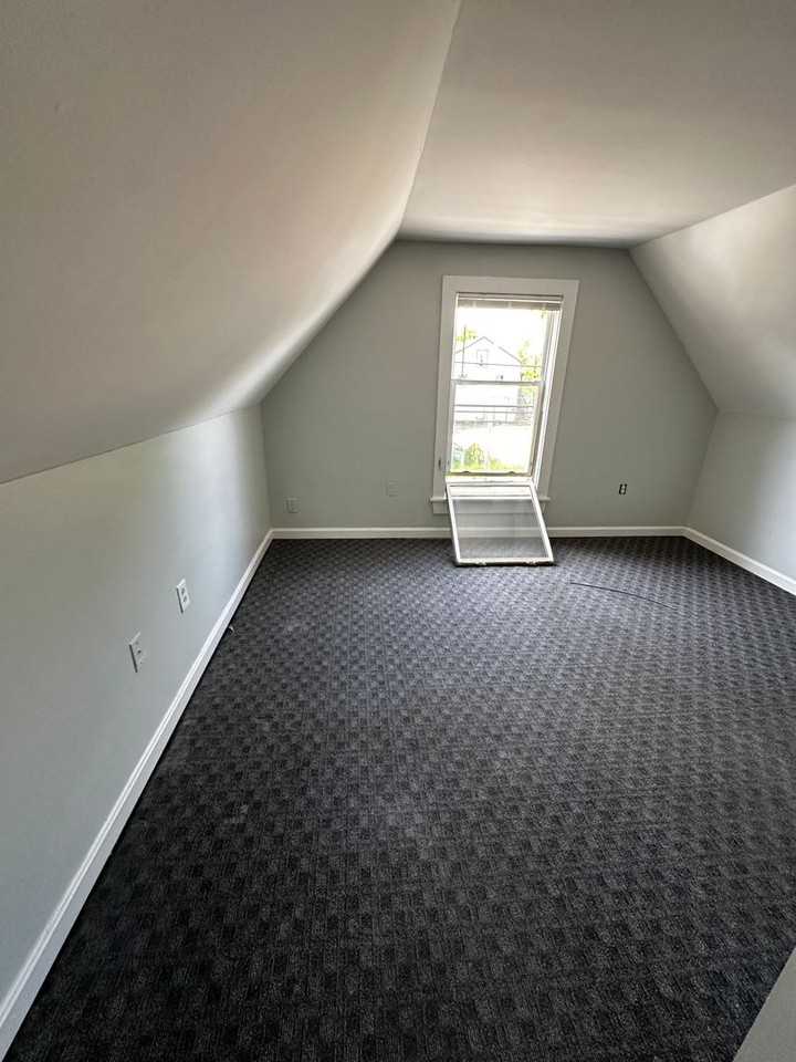 74-76 Seavey Street - Photo 3 of 7