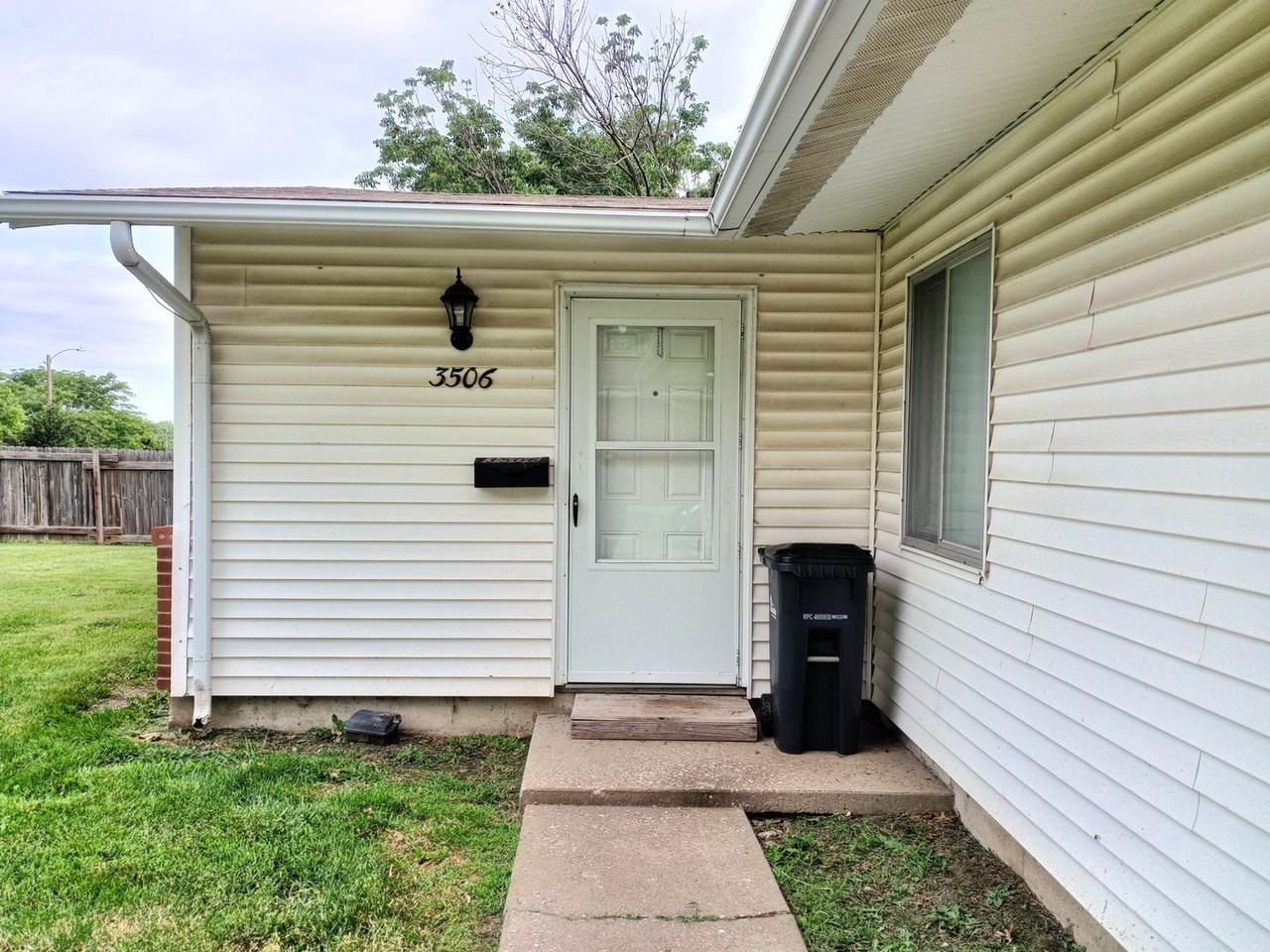 3504-3506 Springhill Rd. - Photo 2 of 32