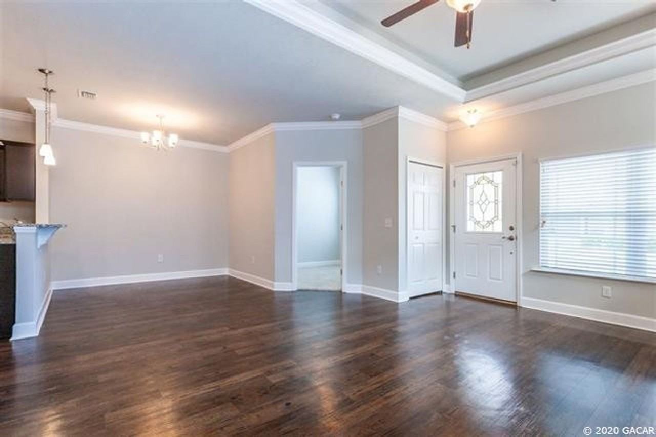 5161 Nw 22nd St - Photo 2 of 13